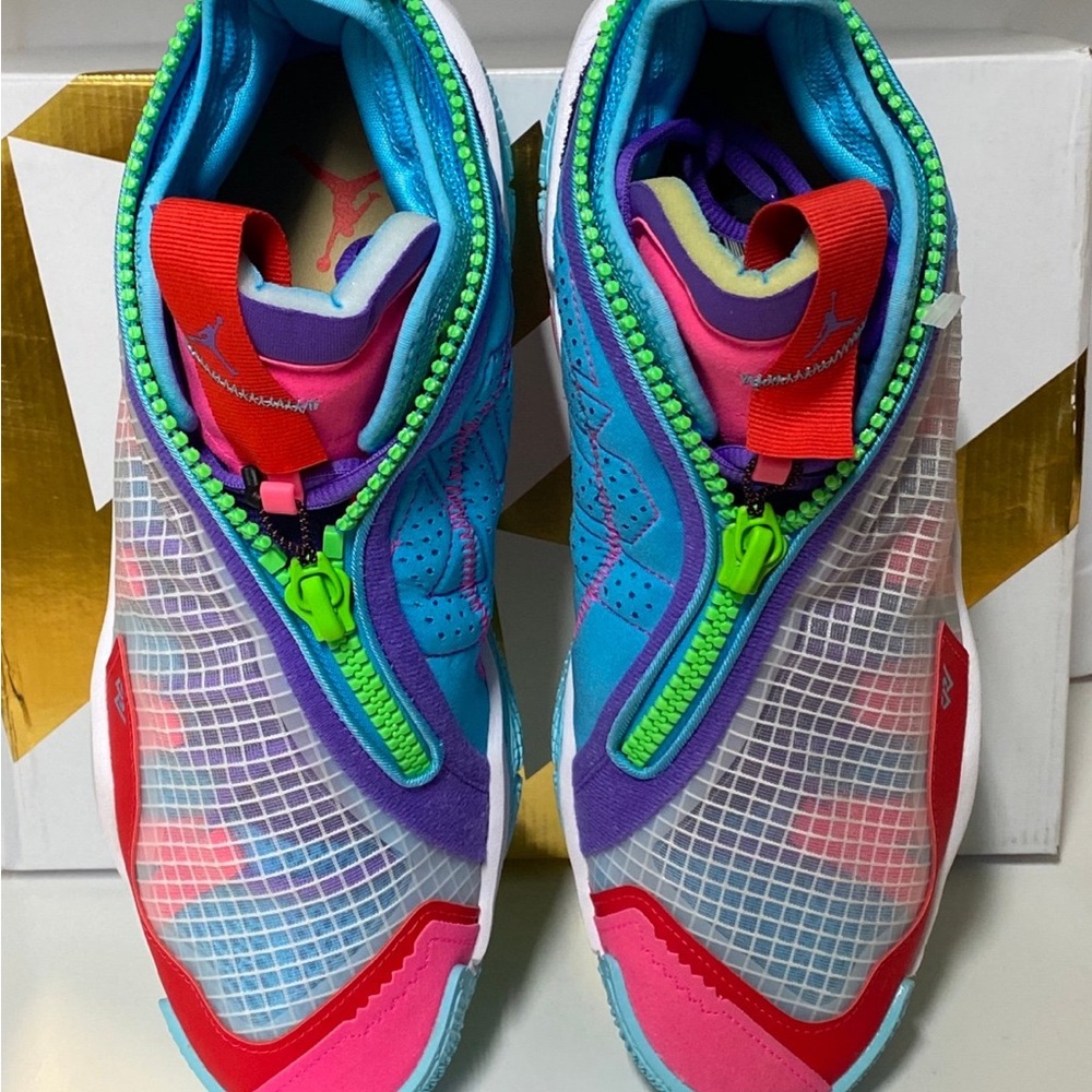 Jordan Why Not .6 - White/ Siren Red- Balktic Blue, Size 11 M 12.5 W